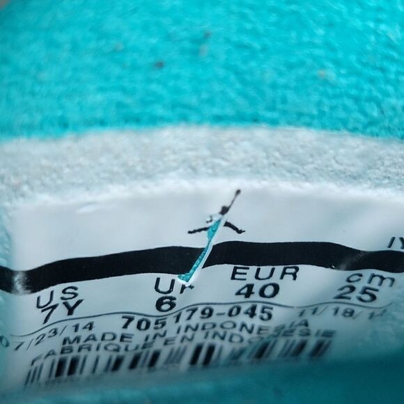 Nike Air Jordan X Size 7Y Silver  Lady Liberty Sneaker 705179-045 Womens sz 8.5 - Picture 9 of 9